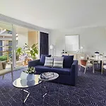 Fairmont Hotel 4*