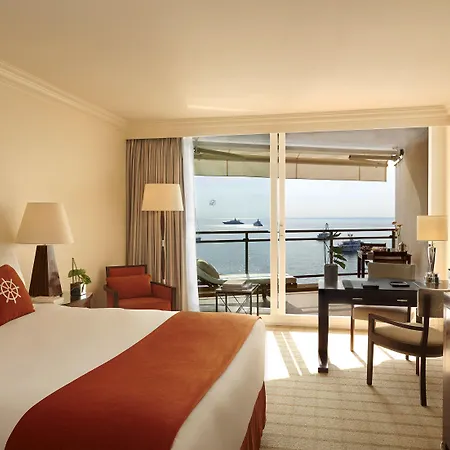 Fairmont 4*