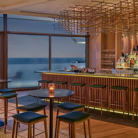 Szálloda Fairmont 4*
