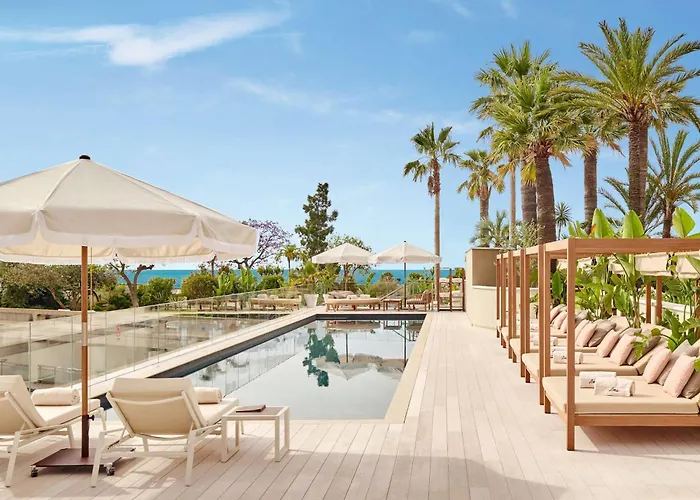 Fairmont Hotel 4*